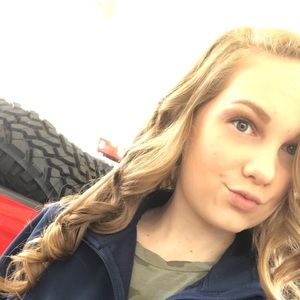 Meet your Posher, Sarah